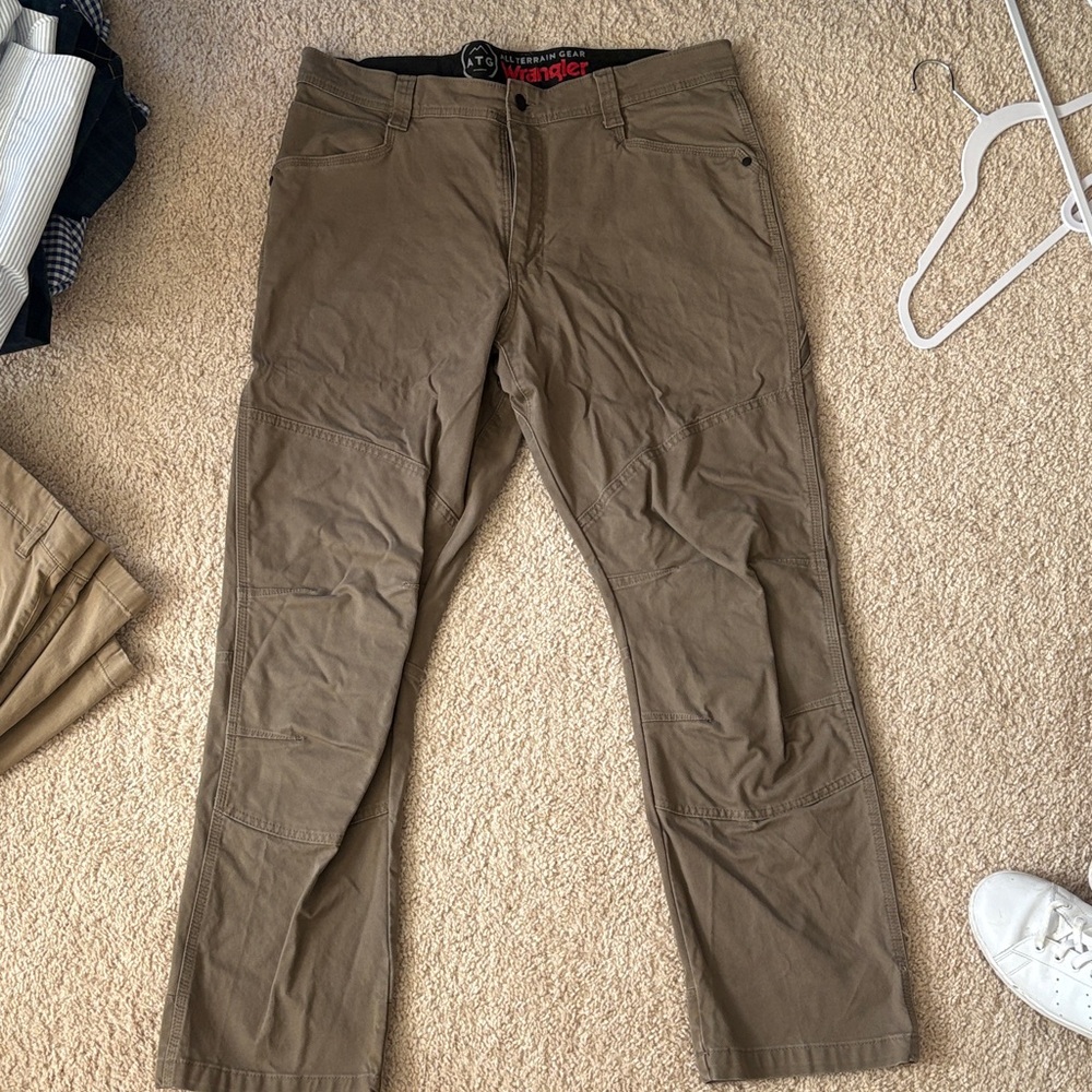 Wrangler ATG Men's Mountain Pants